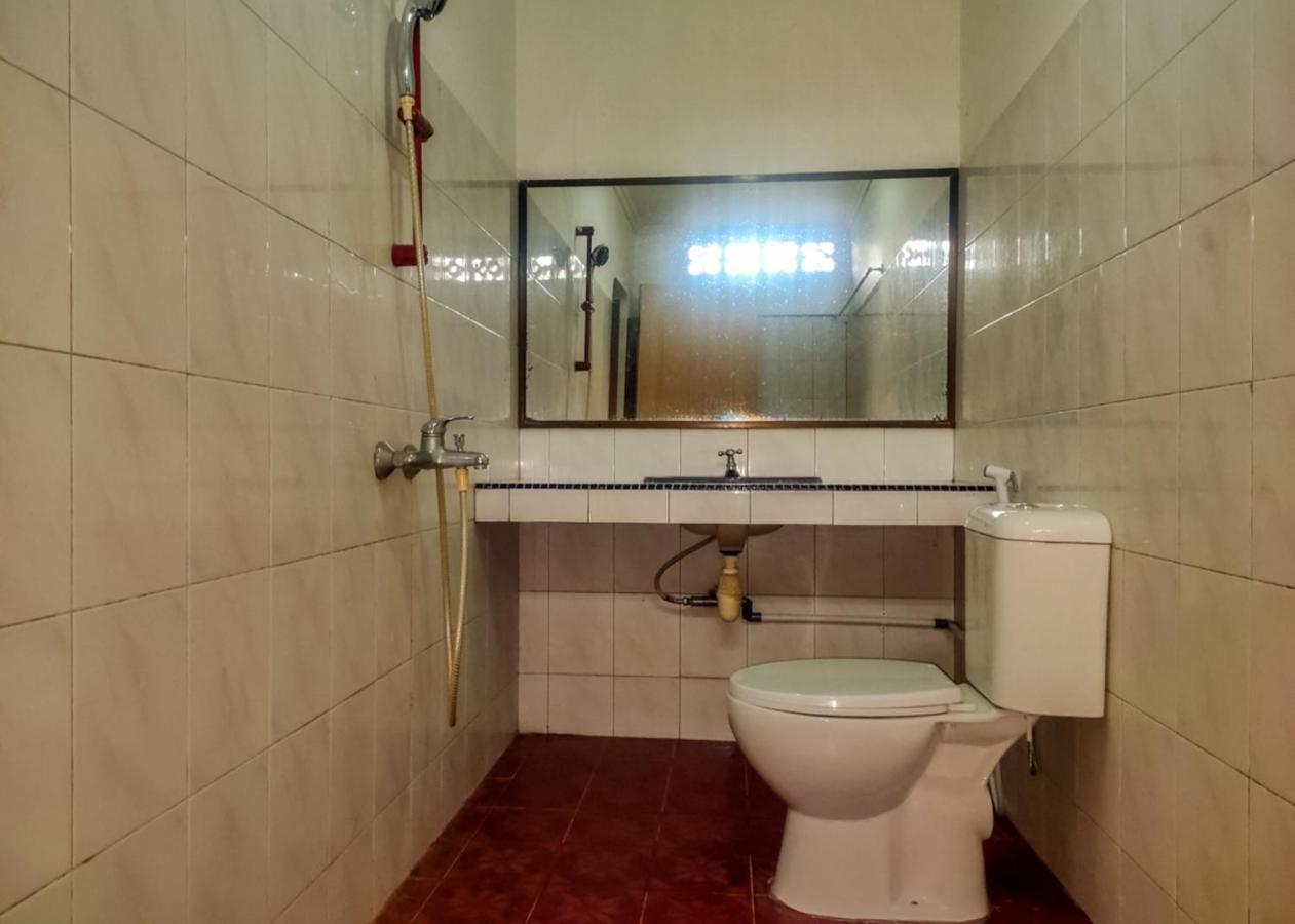 Oyo 3372 Hotel Pelita Terang Nagoya Kültér fotó