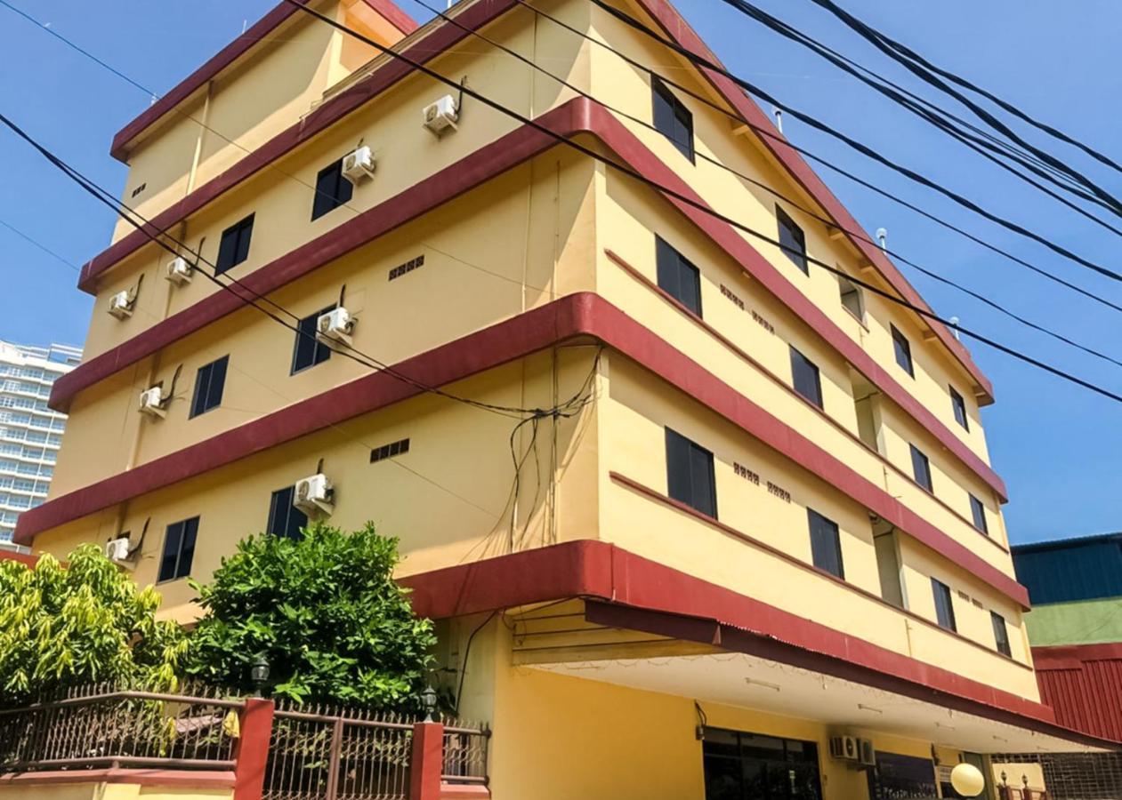 Oyo 3372 Hotel Pelita Terang Nagoya Kültér fotó