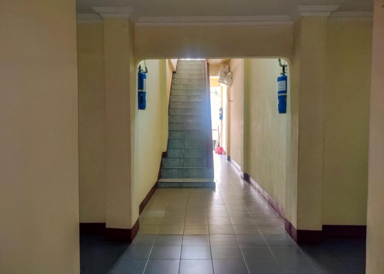 Oyo 3372 Hotel Pelita Terang Nagoya Kültér fotó