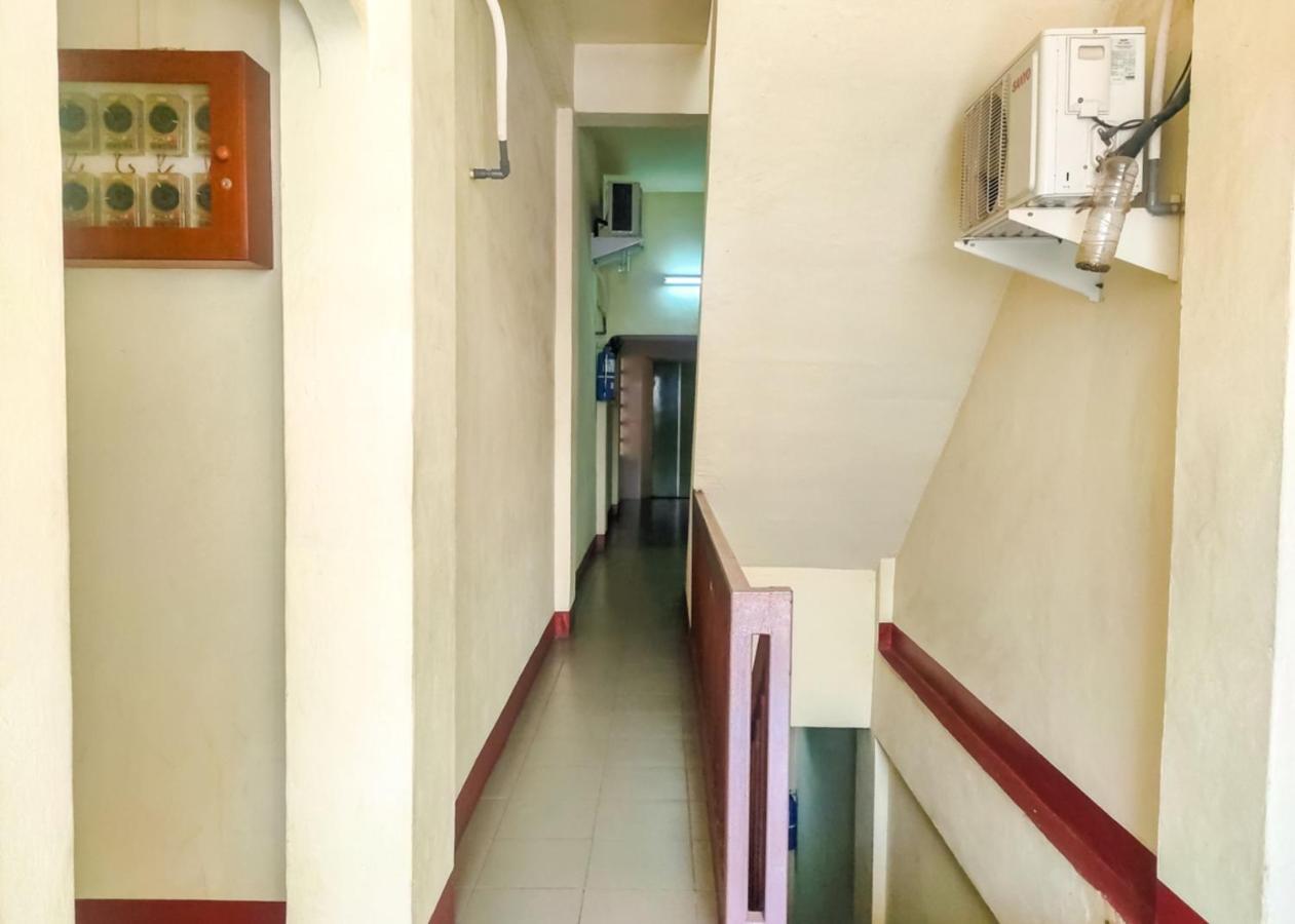Oyo 3372 Hotel Pelita Terang Nagoya Kültér fotó